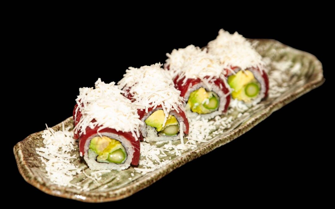 Japońska rewolucja na polskich talerzach. Dlaczego tak bardzo pokochaliśmy orientalne smaki?